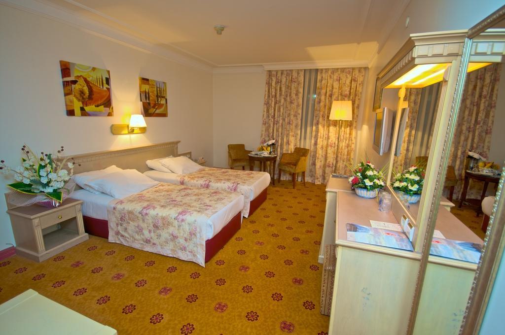 Grand Medya Hotel Istanbul Exterior foto